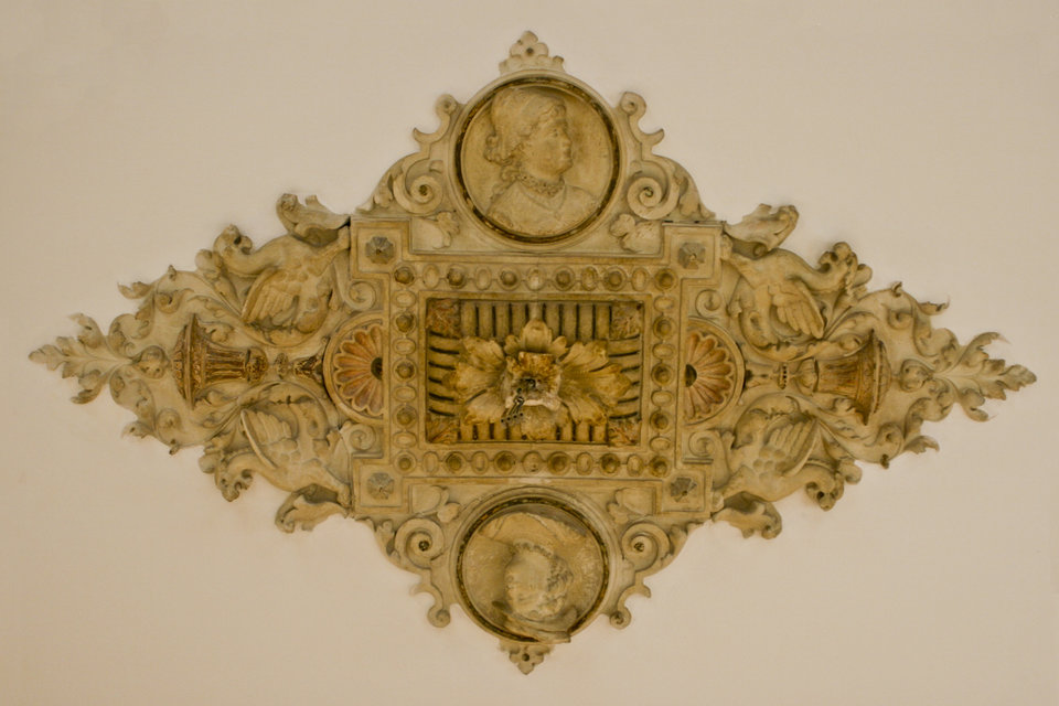 Restaurierte Stuckrosette